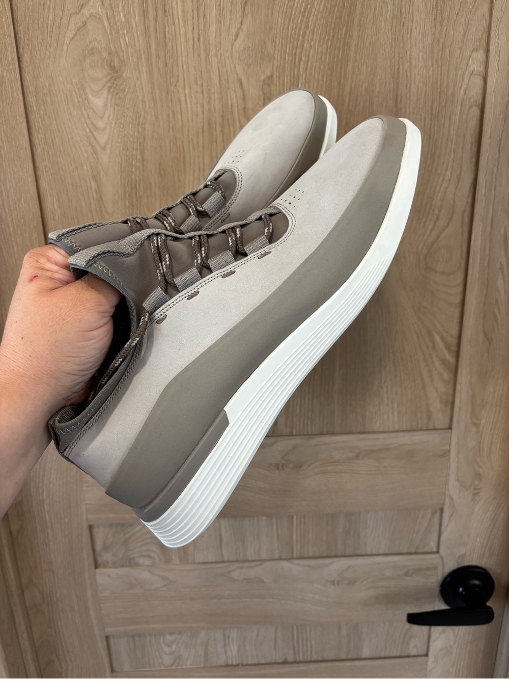 Wolf & Shepard Crossover Mid Sneaker Shoe Size 10.5 Mens Weekend Casual